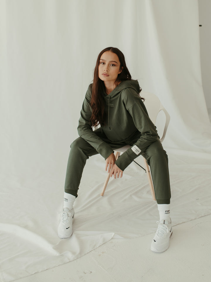 【YOURNUS】Genta Crop Half Hoodie One Messy Bun - Right Within Crop Hoodie